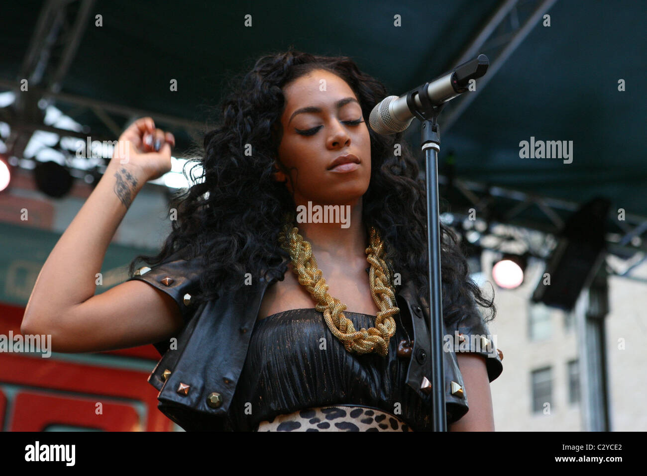 Solange knowles performing musicfest city hi-res stock photography 
