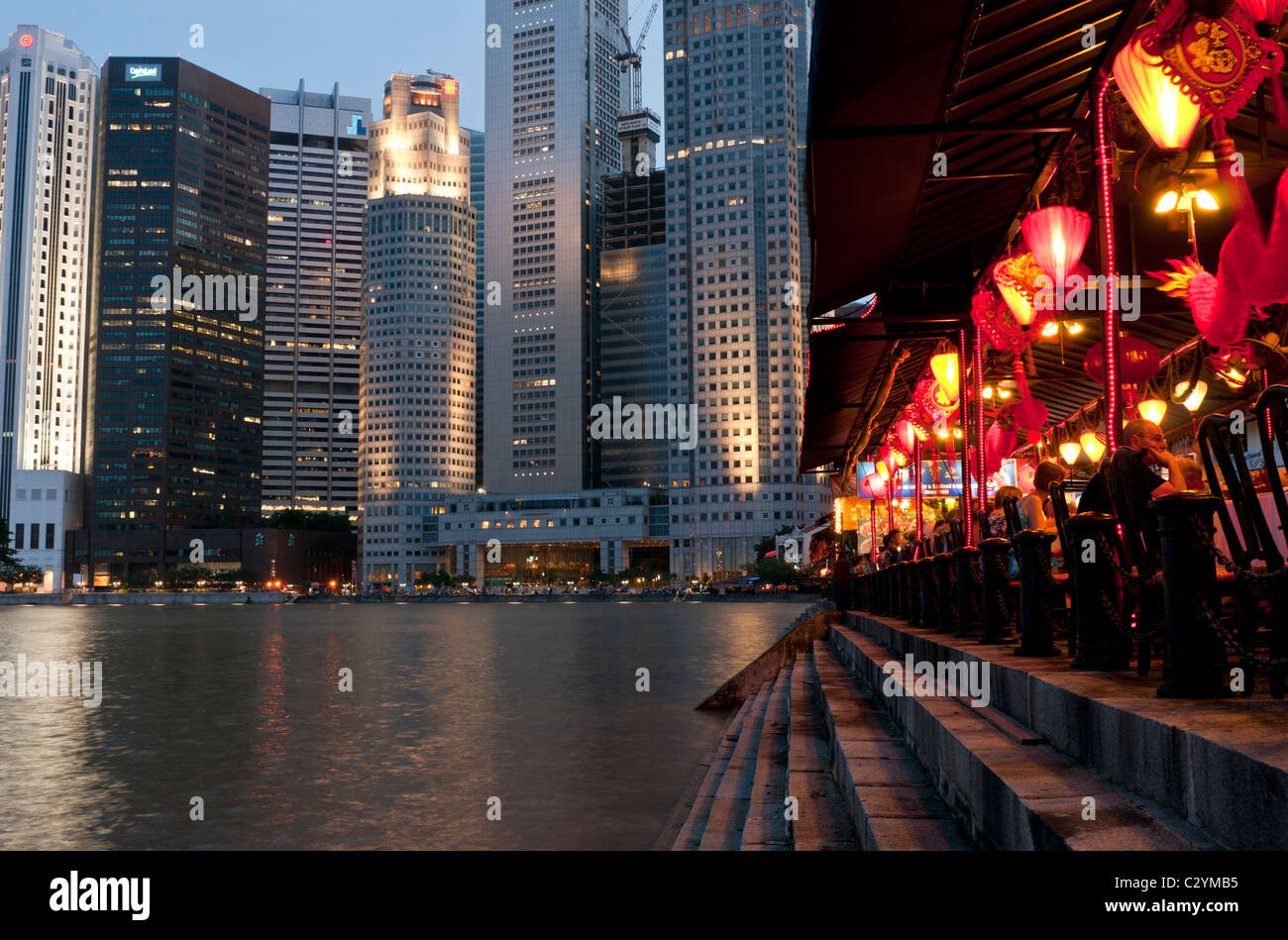 Riverside restaurants in the evening on the Boat Quay, Singapore Stock Photo Alamy