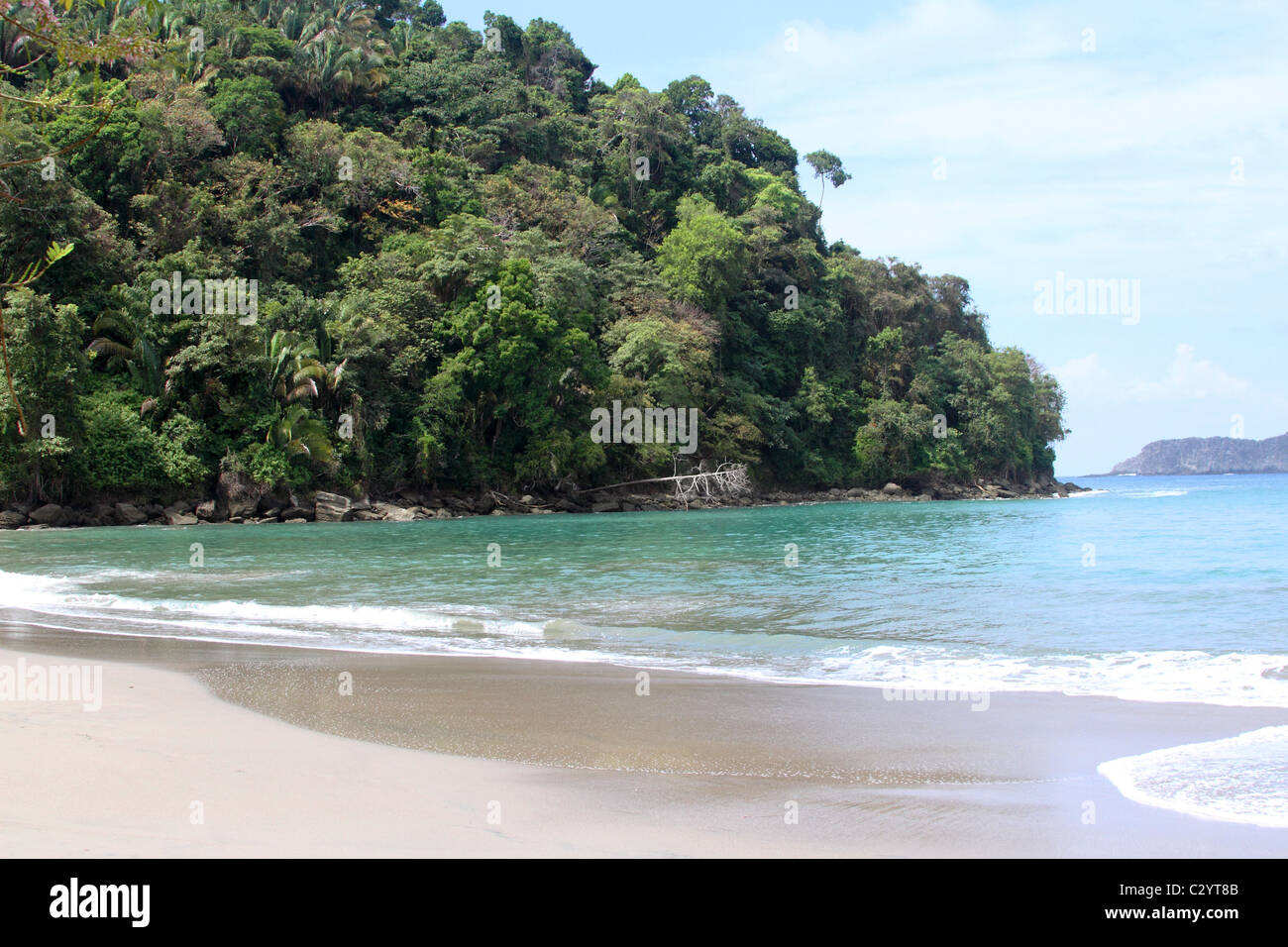 Turquoise tropical water of the Pacific Ocean at Manuel Antonio beach