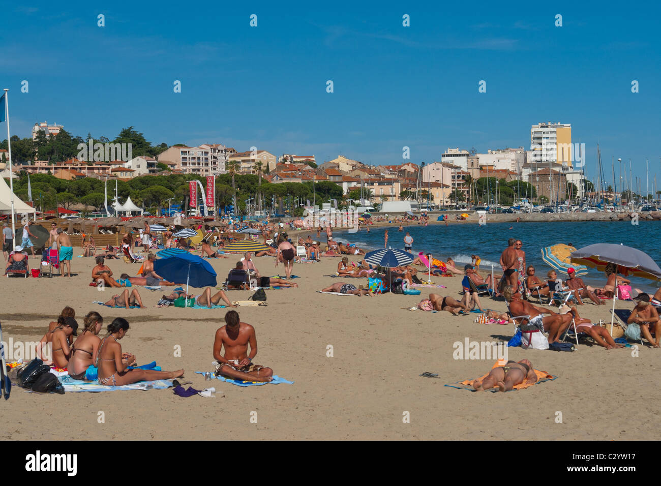 17 Best Beaches in France For Surfing, Sailing, or Sunbathing