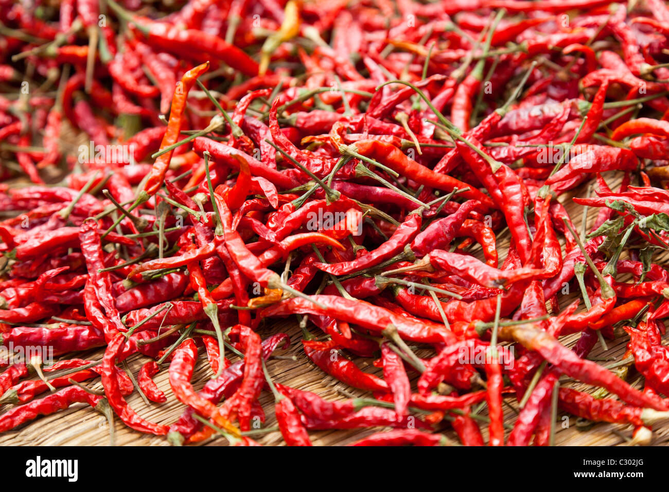 Red dried chillies detail hi-res stock photography and images - Alamy