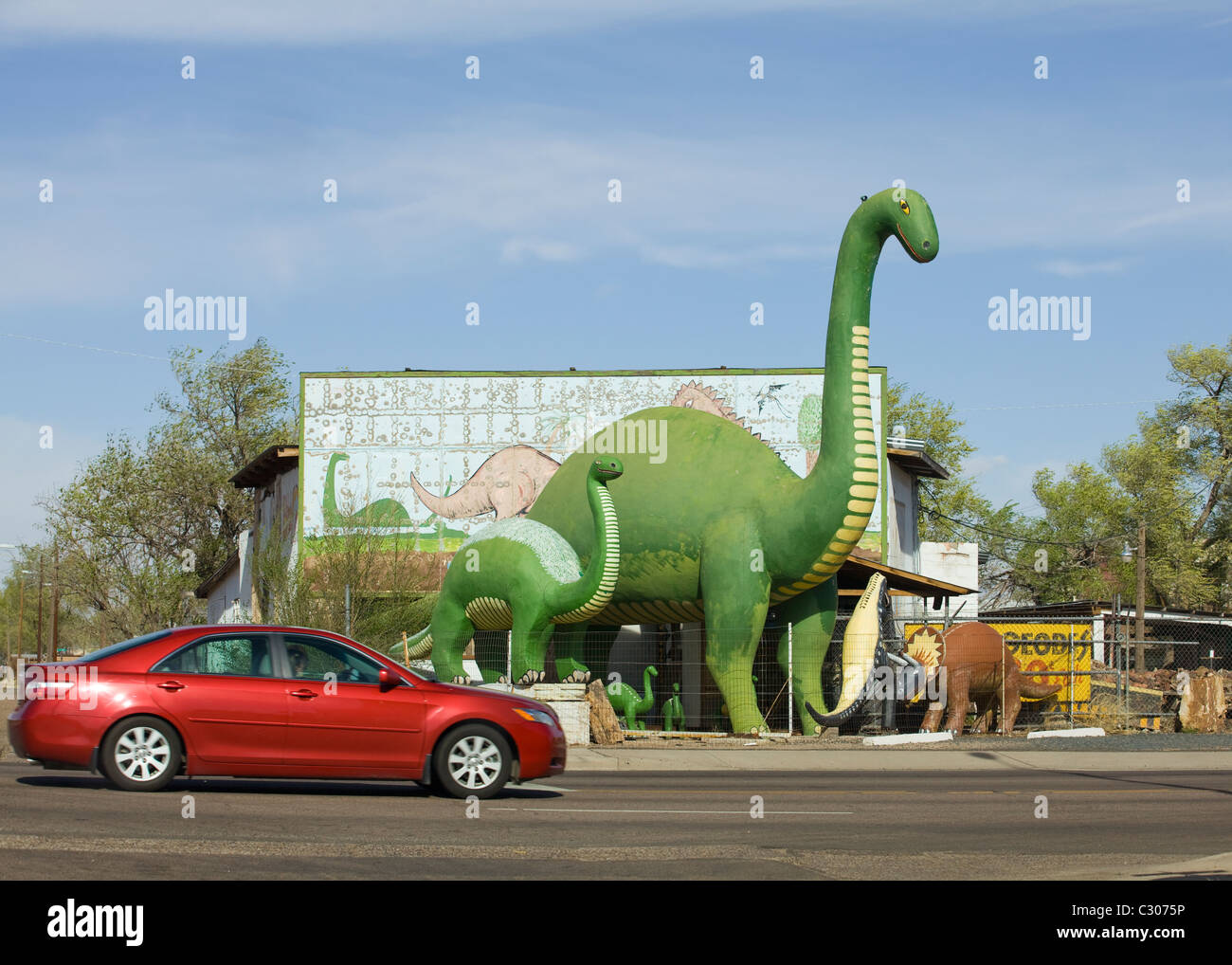 Dinosaur Statue High Resolution Stock Photography and Images Alamy