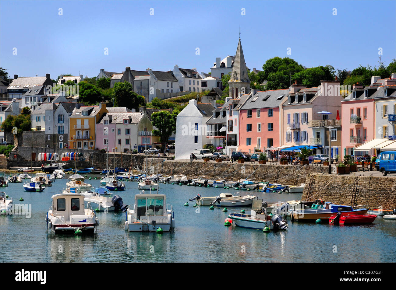 Port of Sauzon and the center town on the island of Belle Ile in the  Morbihan department in Brittany in north-western France Stock Photo - Alamy