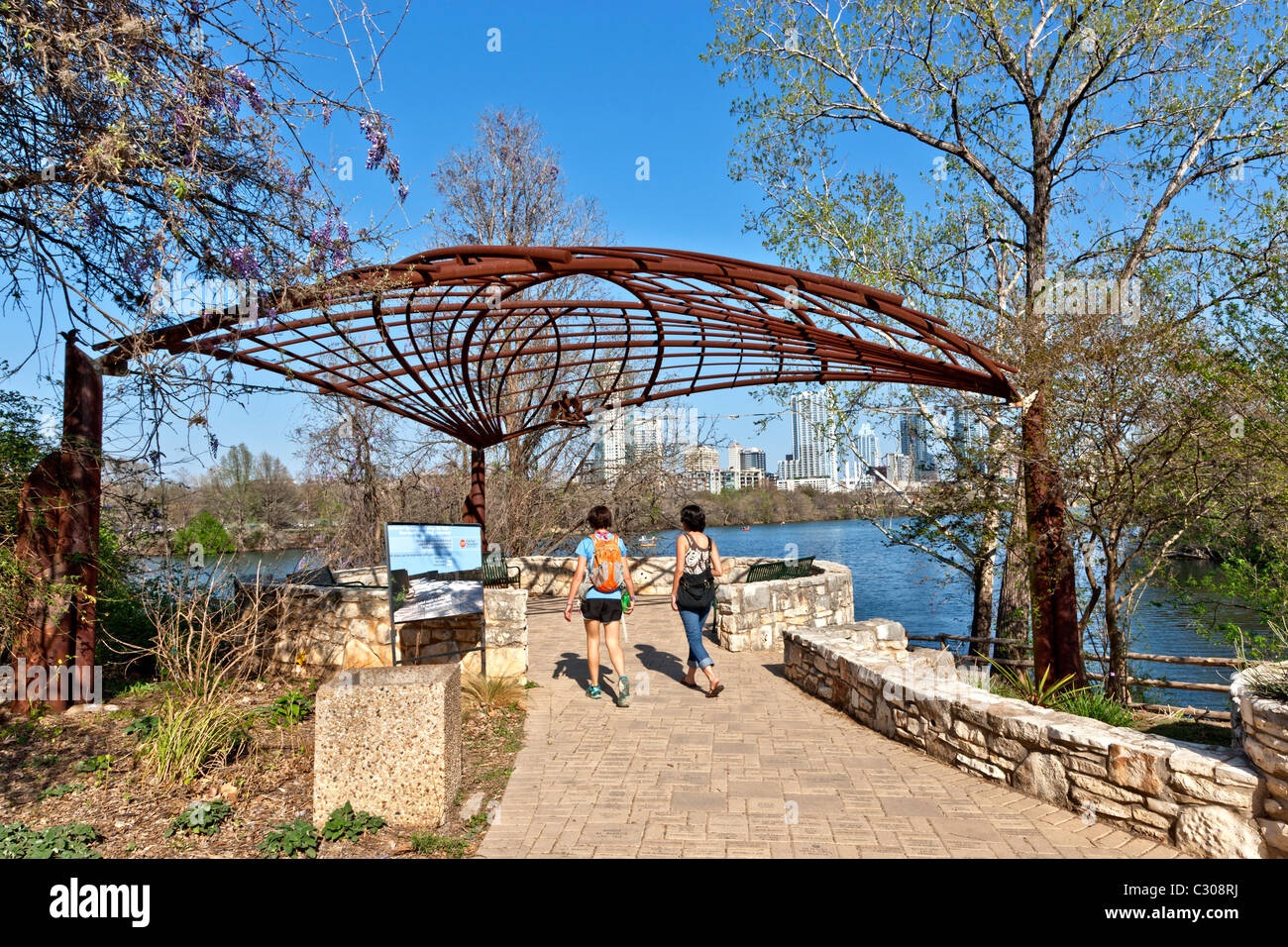 Young women hiking Lou Neff Point Stock Photo Alamy