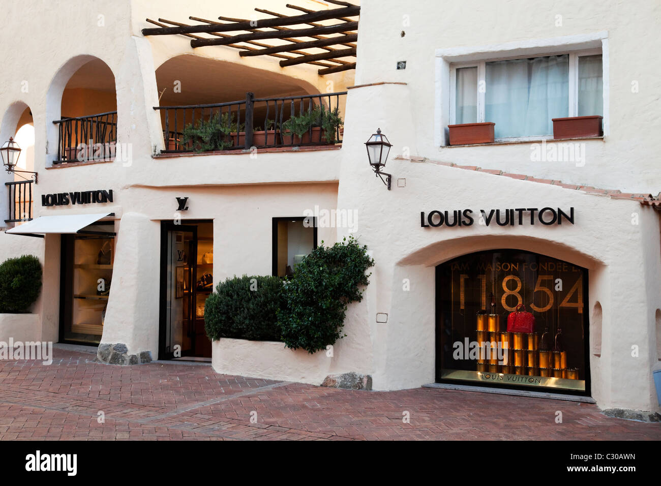 Porto Cervo Shop In Sardinia High Resolution Stock Photography and Images -  Alamy