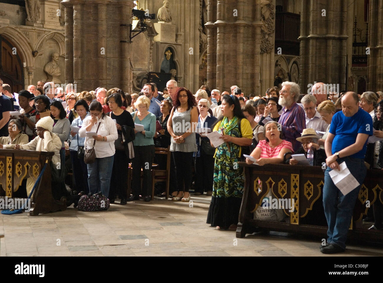 Church interior worshippers uk hires stock photography and images Alamy