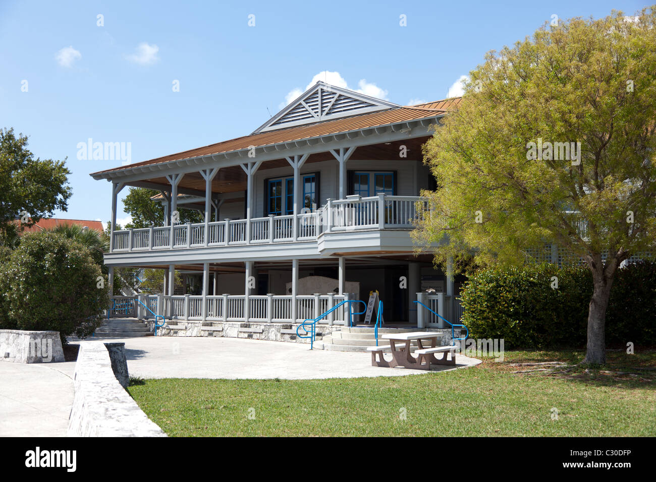Biscayne National Park visitor center in Florida Stock Photo - Alamy, image size:1300x956