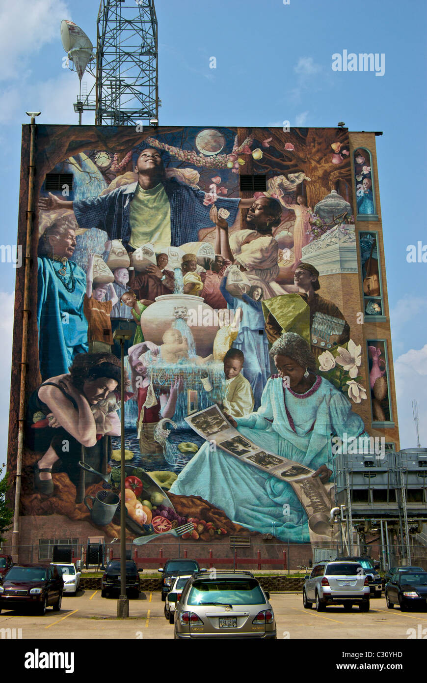'Once in a Millenium Moon'  8-story community 'paint by numbers' mural on two sides of AT&T building in Shreveport LA Stock Photo