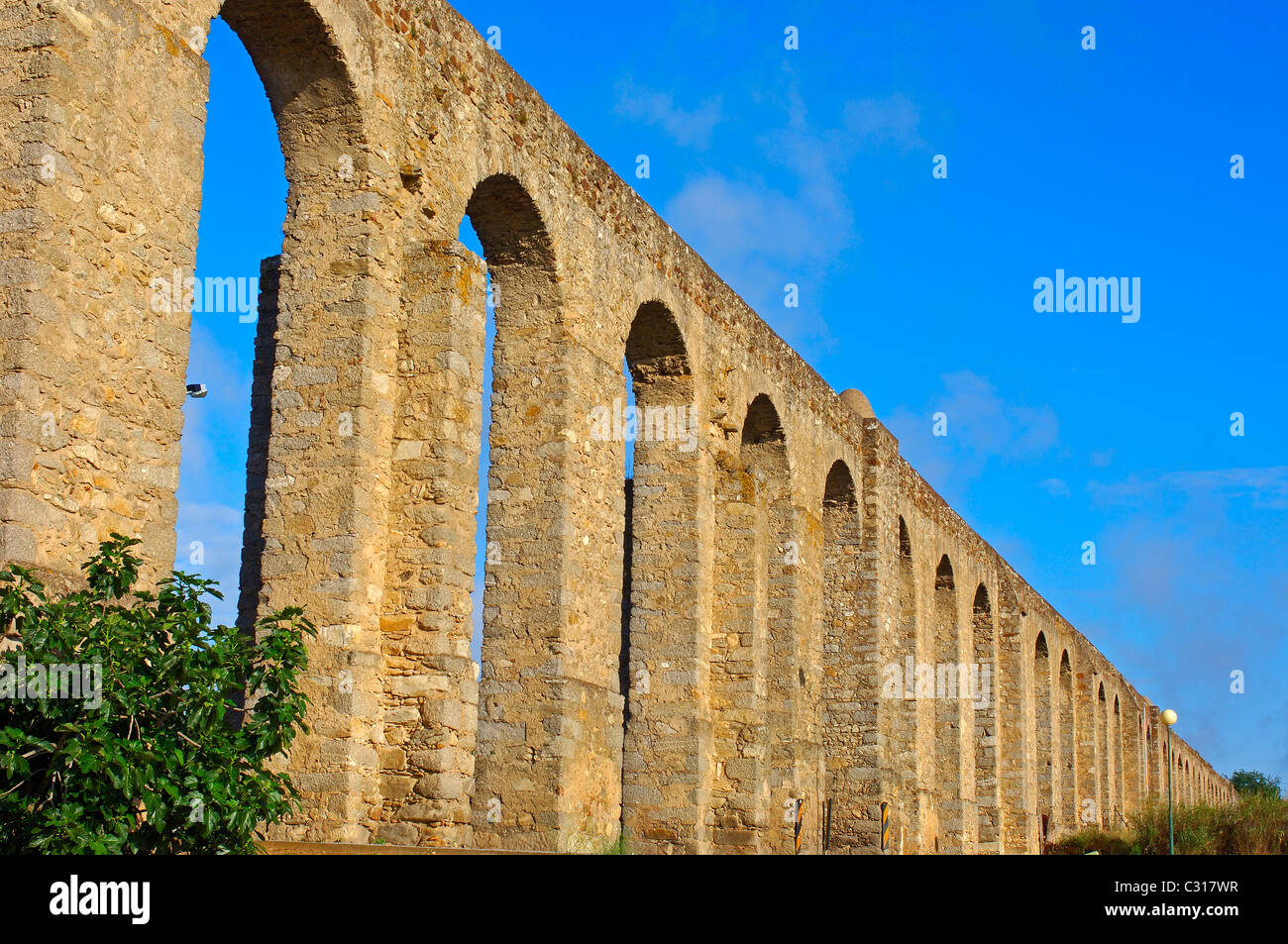Água de Prata Aqueduct, Évora( UNESCO World Heritage Site). Alentejo, Portugal Stock Photo