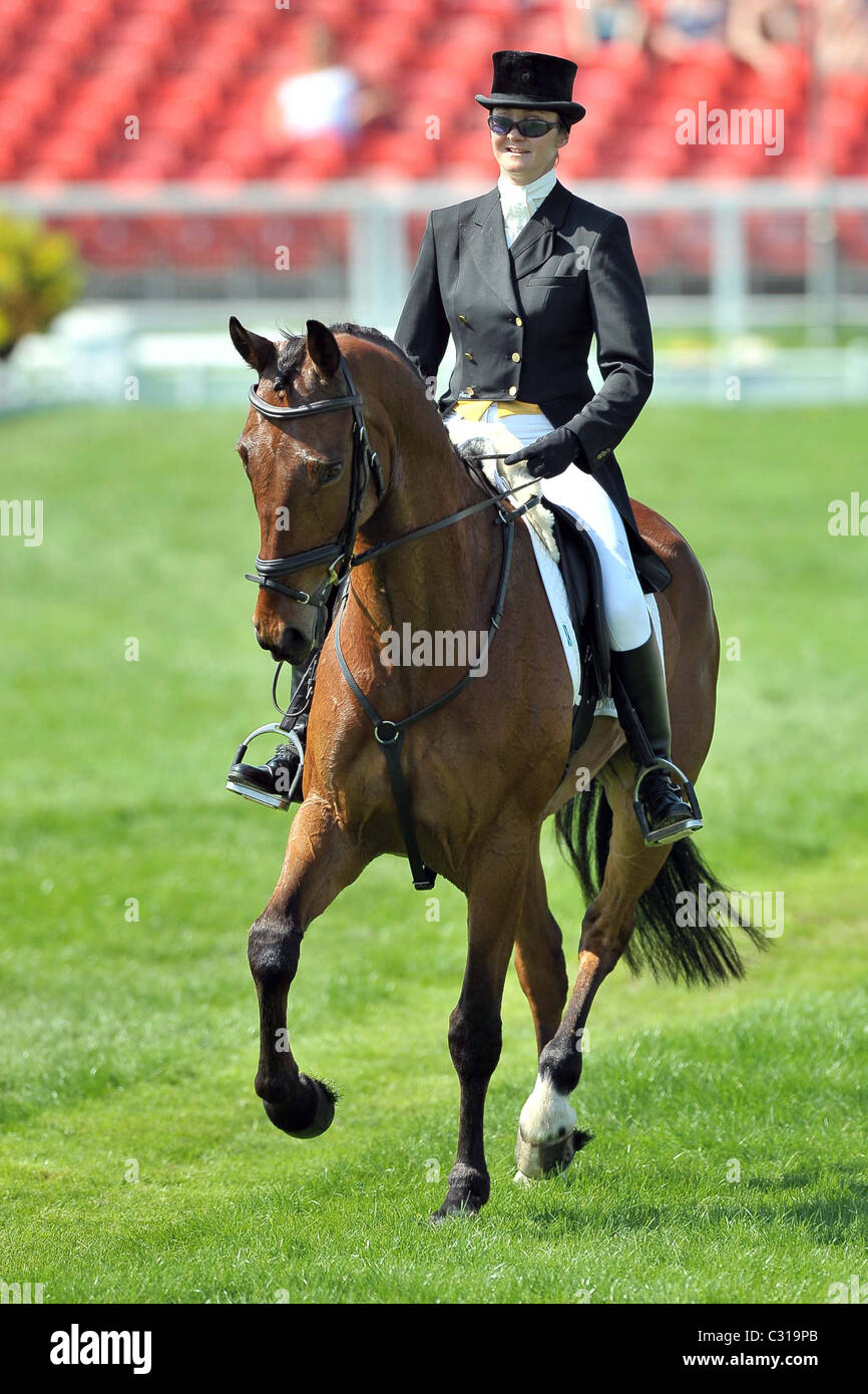 Joy Dawes riding FINNISTERRE. Mitsubishi Badminton Horse Trials. 2011