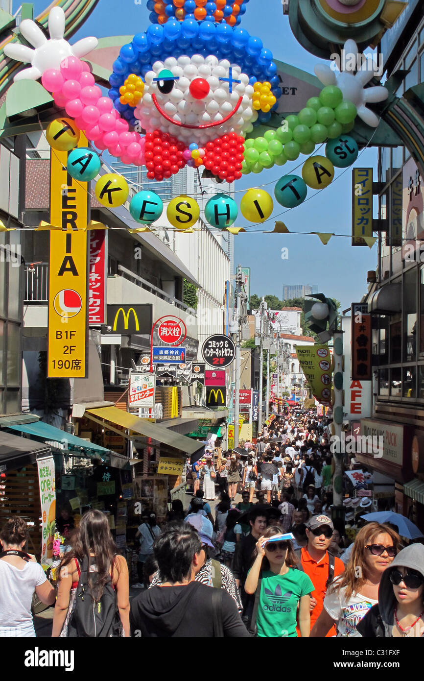 The Crowd On Takeshita Street The Popular Shopping Street The Harajuku Area Of Tokyo Japan Stock Photo Alamy