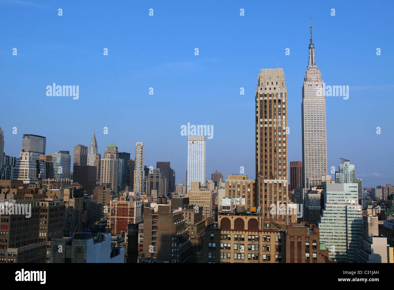 VIEW OF THE EMPIRE STATE BUILDING AND MIDTOWN MANHATTAN, NEW YORK CITY ...