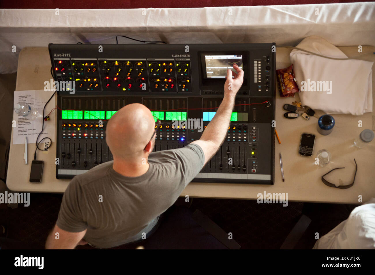Sound control board operator hi-res stock photography and images - Alamy