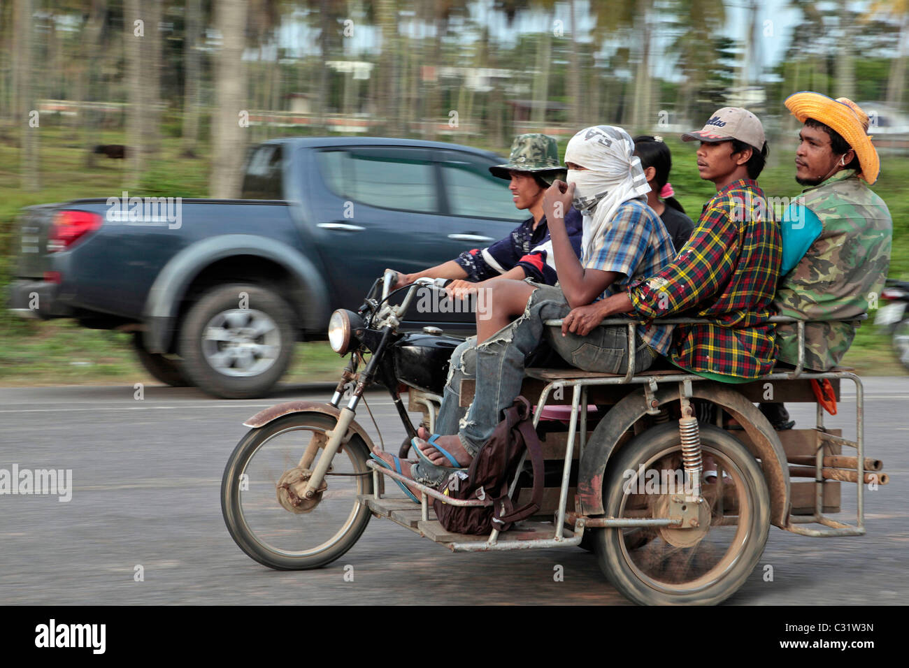 THAI MAN ON A SCOOTER WITH SIDECAR, BANG SAPHAN, THAILAND, ASIA Stock Photo  - Alamy