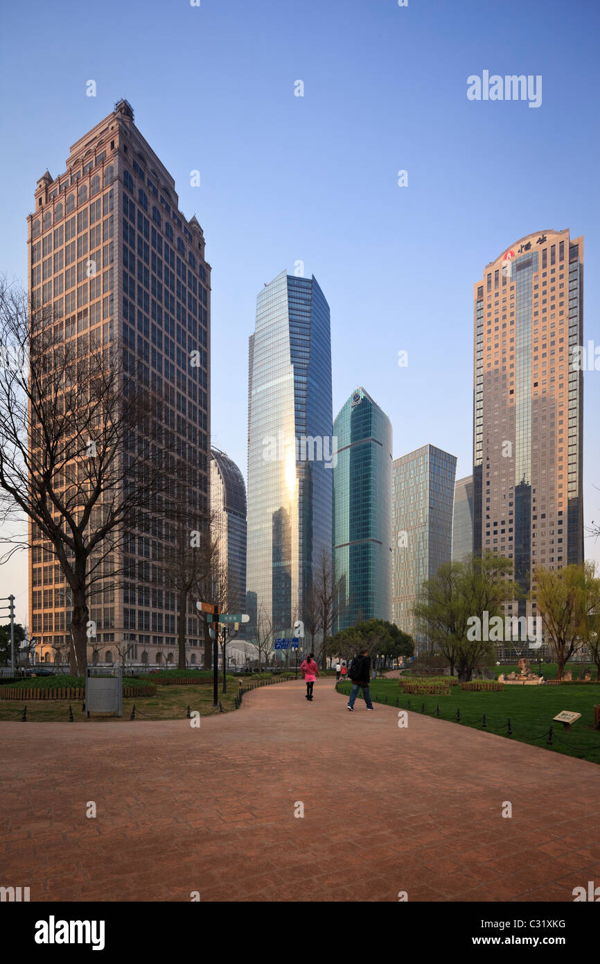 Office green spaces hi-res stock photography and images - Alamy