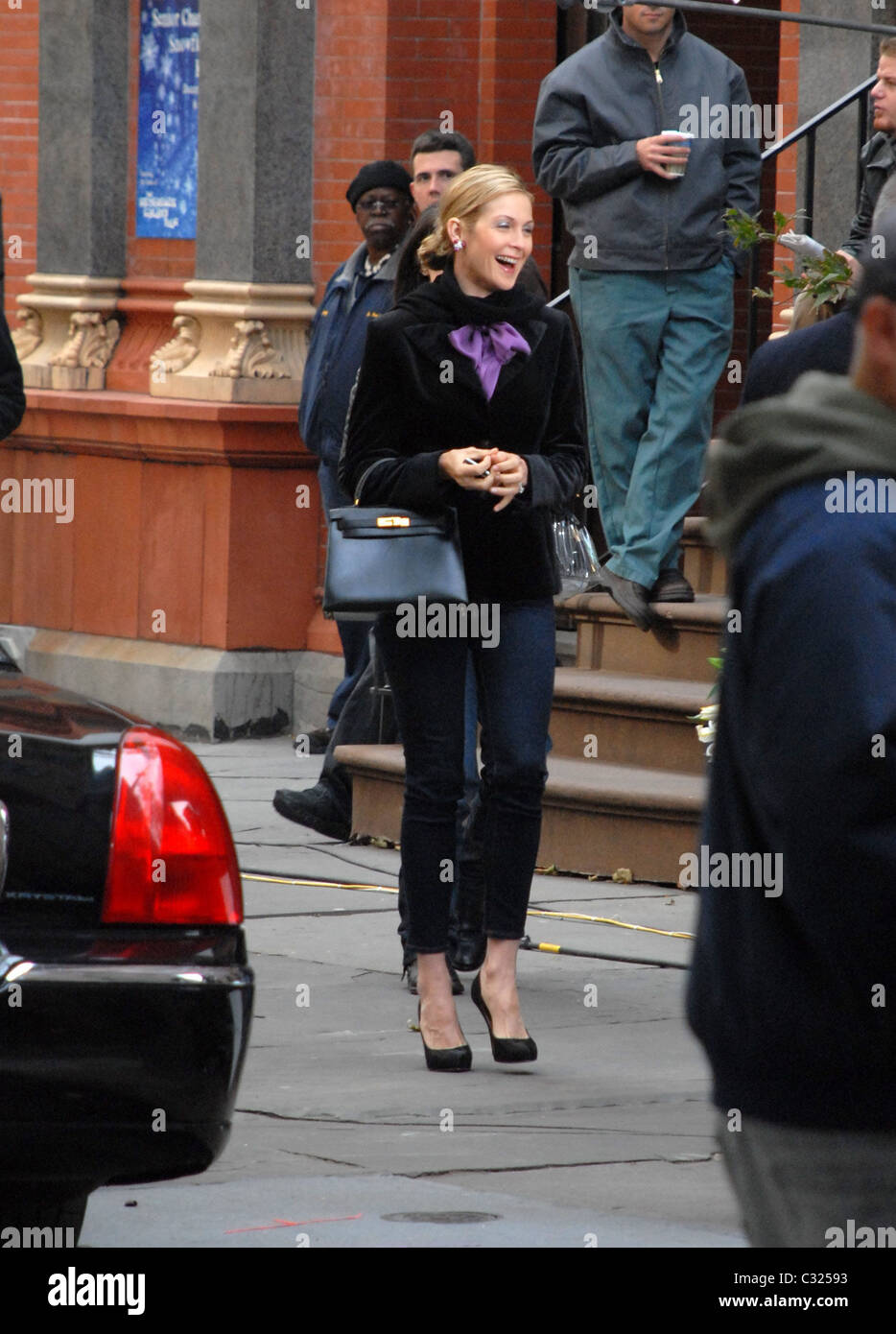 Kelly Rutherford on the set of 'Gossip Girl' filming in Brooklyn New