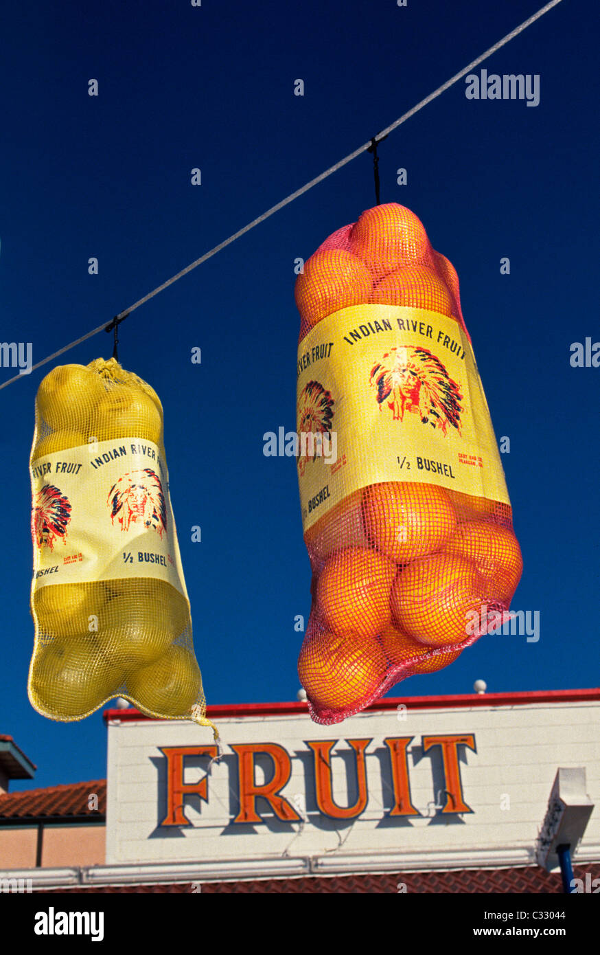 Indian river fruit stand hires stock photography and images Alamy