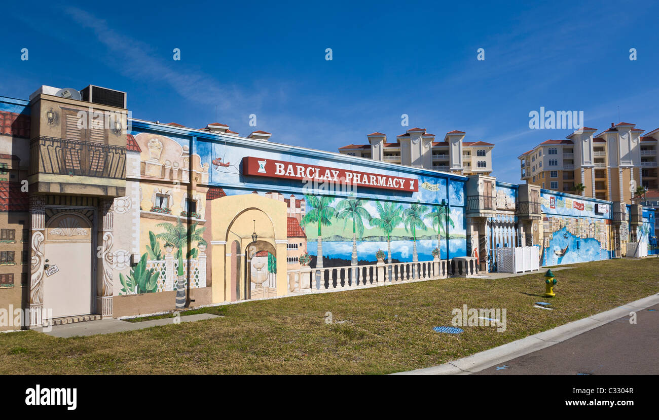 Mural painted on side of building in Venice Florida Stock Photo