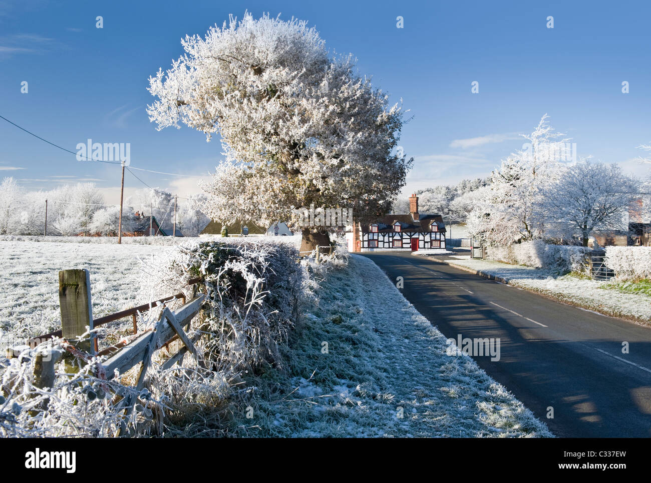 Pretty Cheshire Cottage in the Depths of Winter, Beeston, Cheshire, England, UK Stock Photo