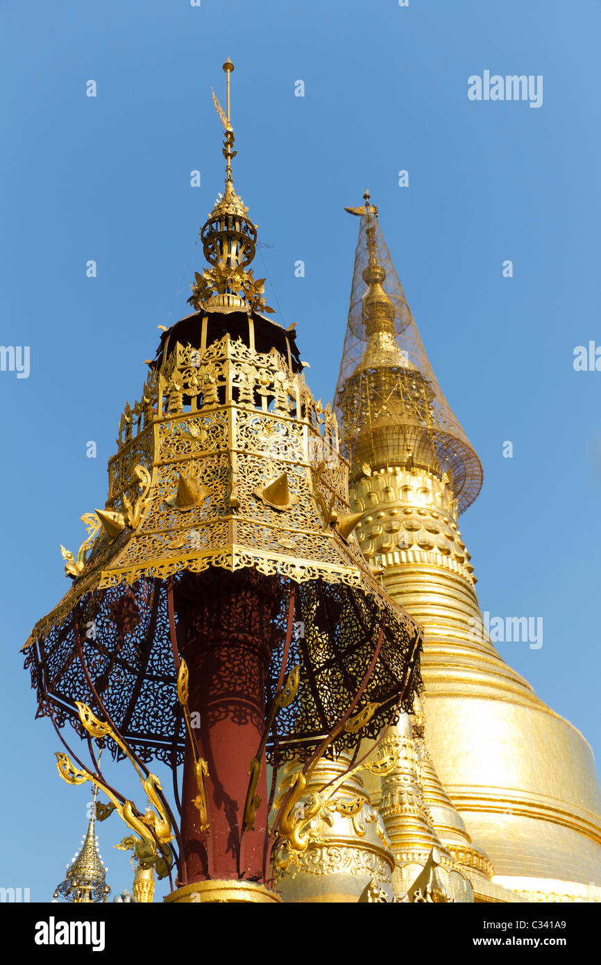 Gold Hti and Gold Stupa at the Buddhist Burmese Temple of Shwesandaw Paya in Pyay ( Prome ), Myanmar Stock Photo