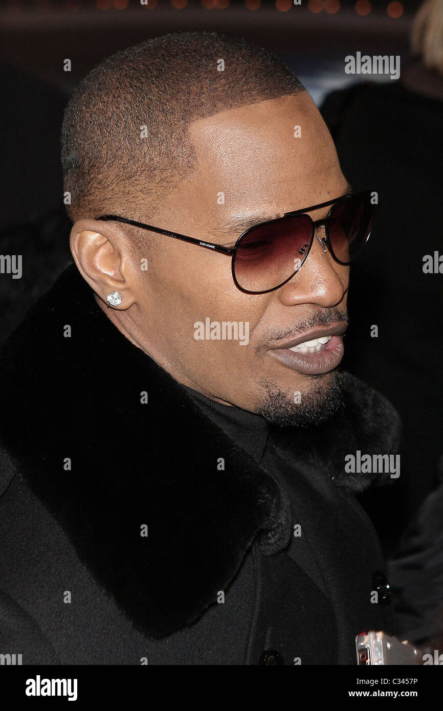 Jamie Foxx 76th Annual Rockefeller Center Christmas Tree Lighting New ...