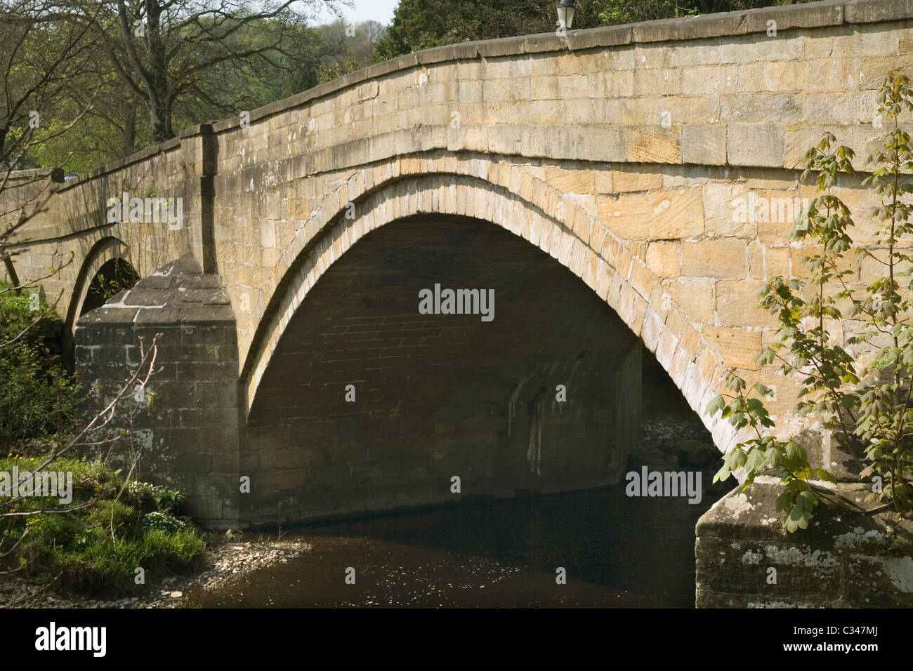 England Yorkshire Pateley bridge & River Nidd Stock Photo