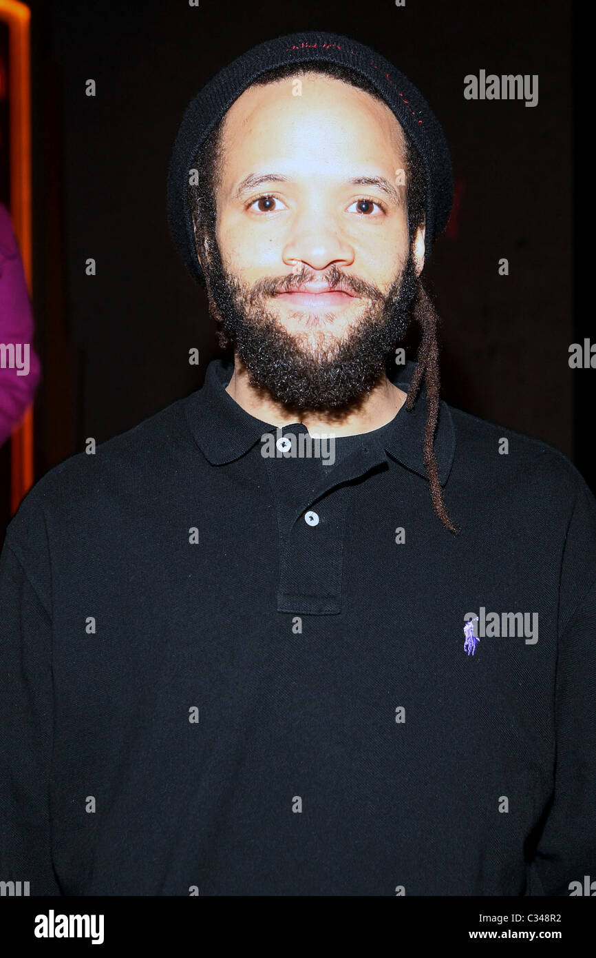 Savion Glover Hi Res Stock Photography And Images Alamy