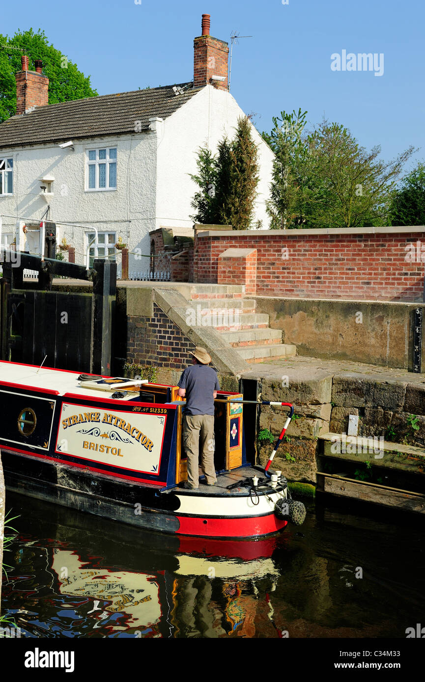 A narrowboat about to enter beeston lock nottingham england uk Stock Photo Alamy