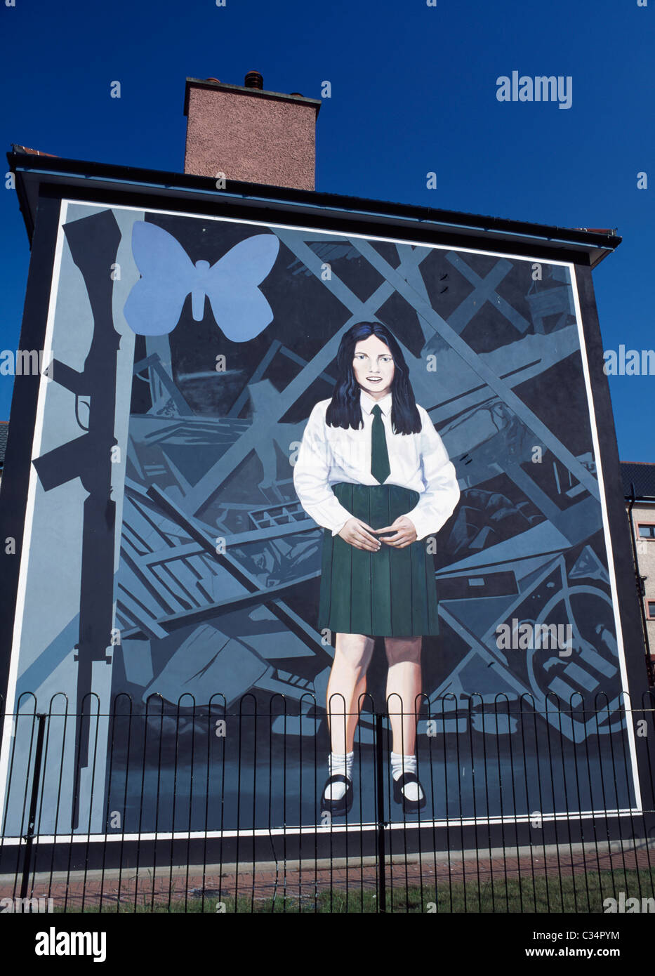 Bogside,Derry City,Co Derry,Northern Ireland;Mural Of A Young Girl Stock Photo