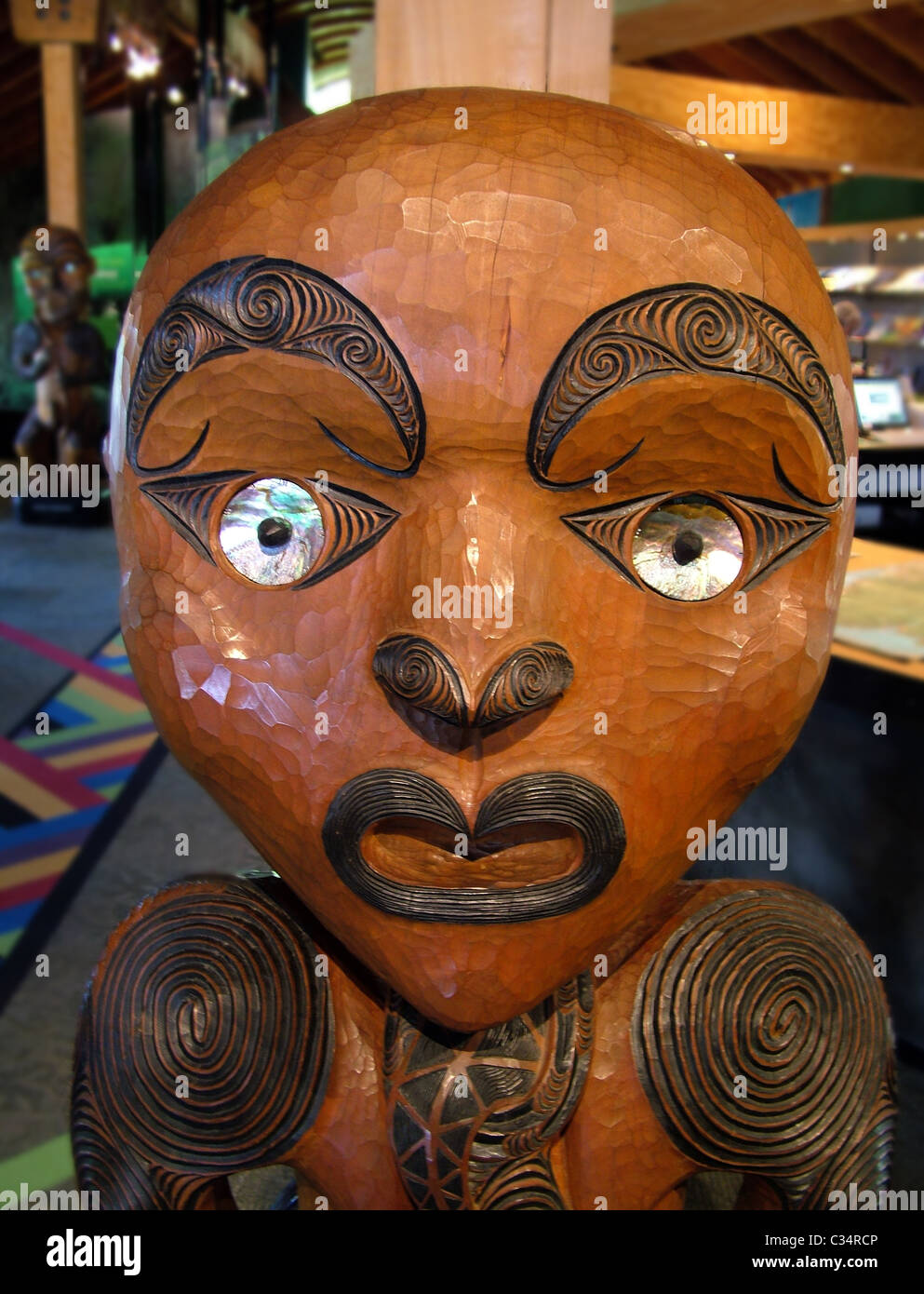 Maori carving, Arataki Visitor Centre, Waitakere, West Coast, North Island, New Zealand Stock Photo
