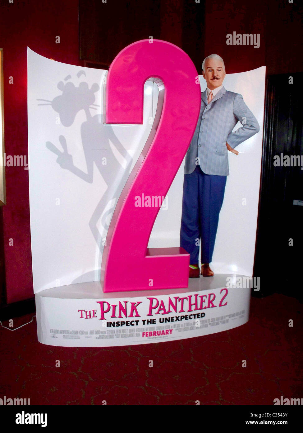 Pink Panther 2 Poster pink-panther-2-poster