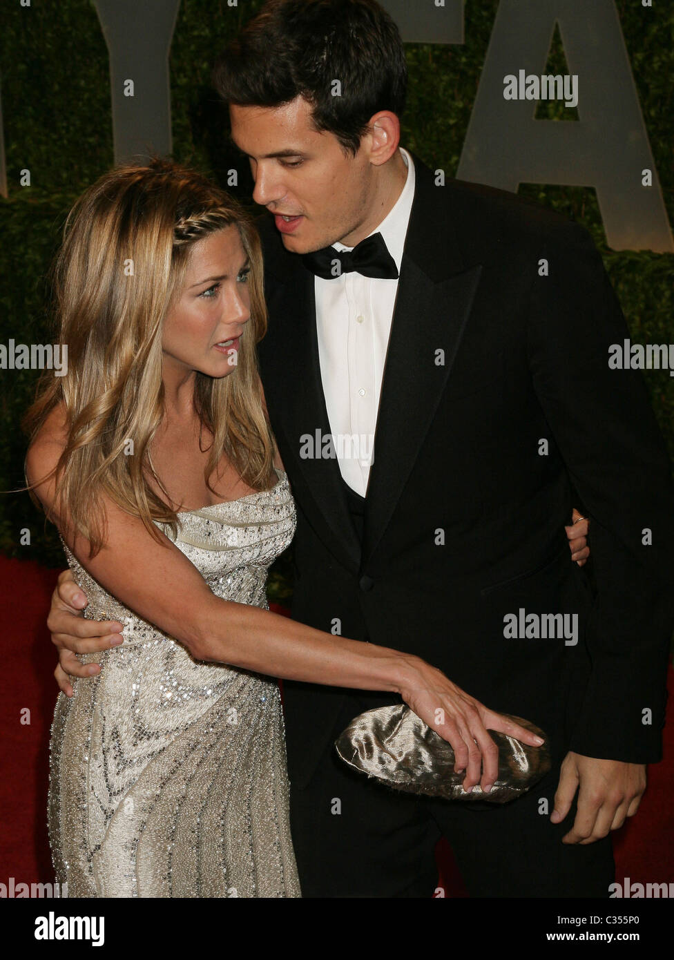 John Mayer Y Jennifer Aniston(00)