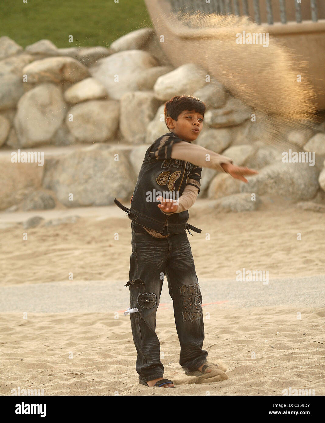 Azharuddin Mohammed Ismail Director and cast of 'Slumdog Millionaire' visit Santa Monica Pier Los Angles, California - 24.02.09 Stock Photo