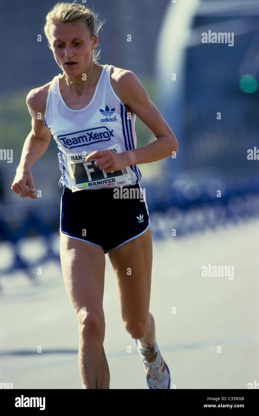 Grete Waitz (NOR) at the 1985 New York City Marathon Stock Photo