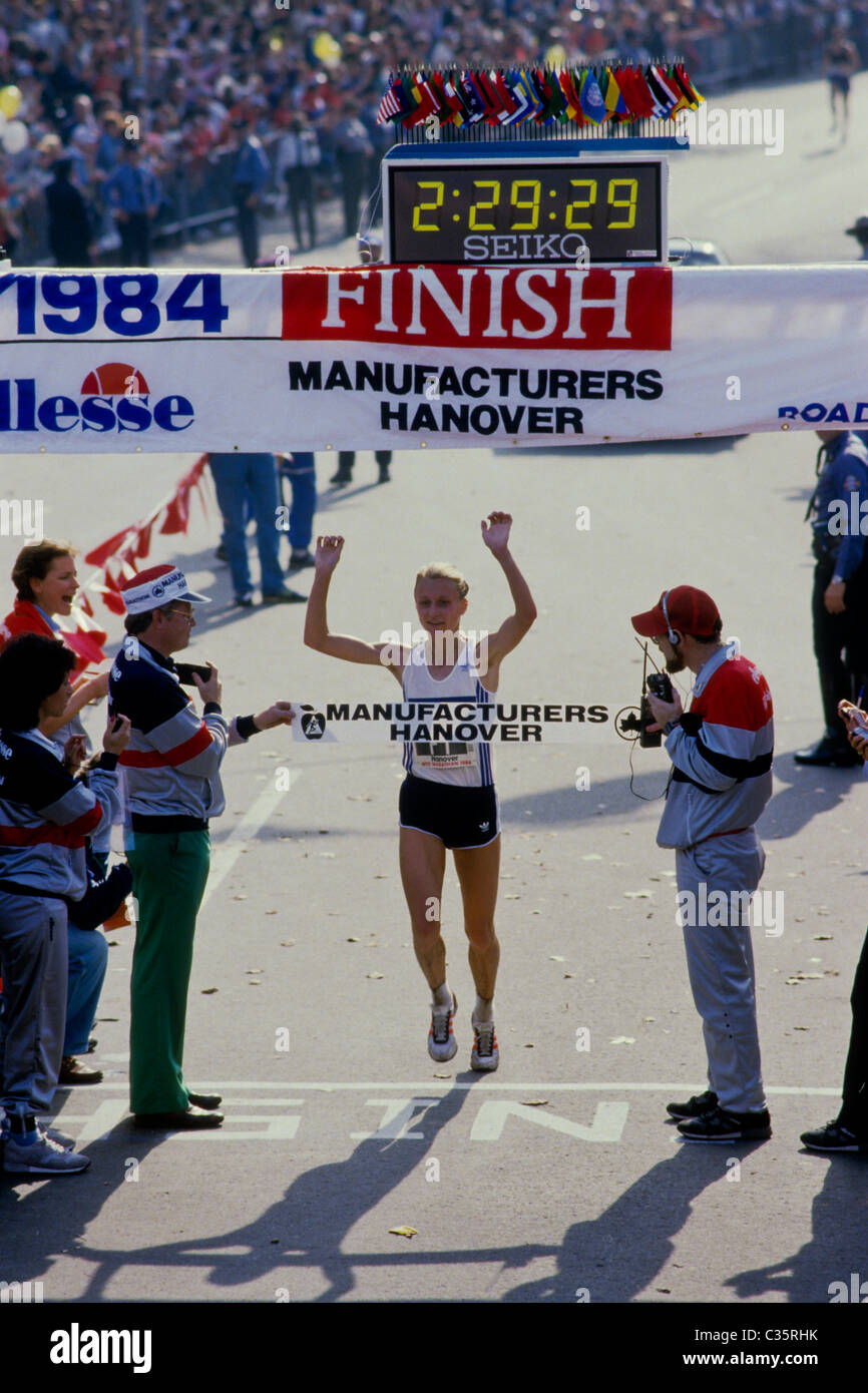 Grete Waitz (NOR) winning the 1984 New York City Marathon Stock Photo