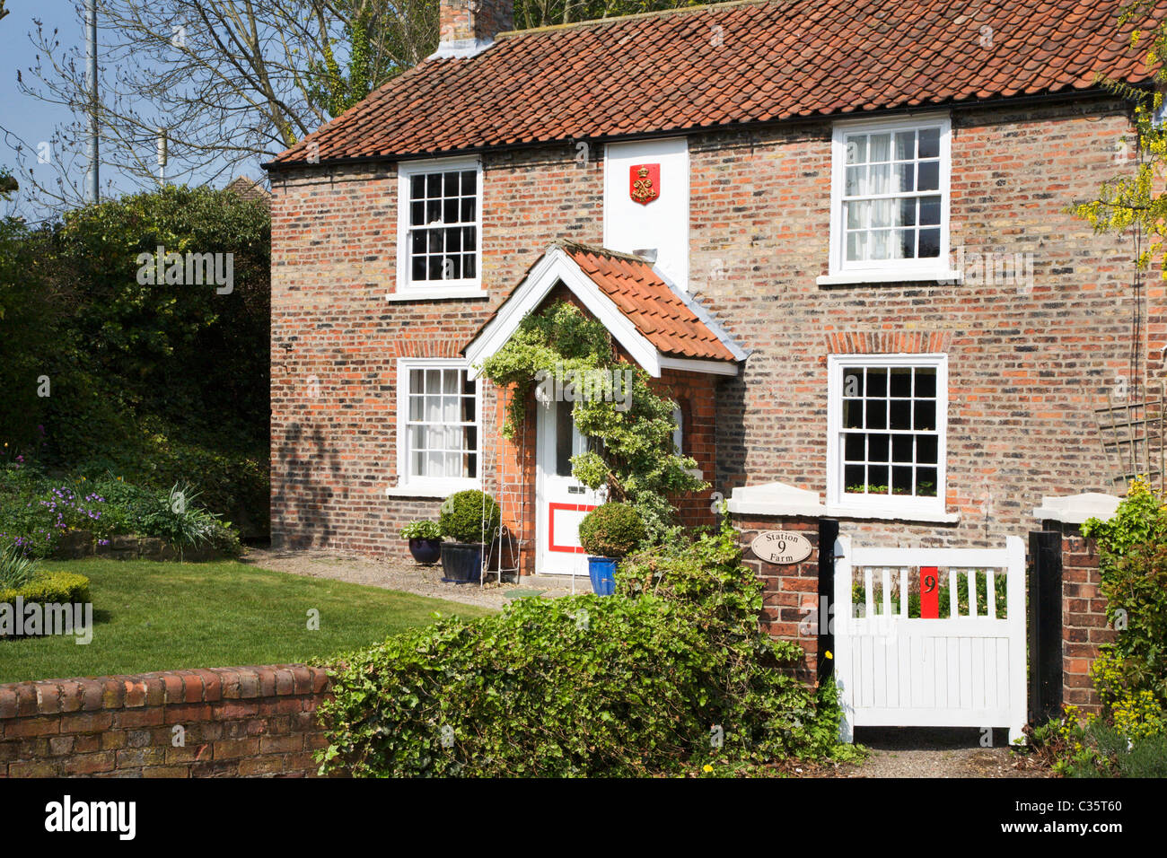 Station farm market weighton east hires stock photography and images