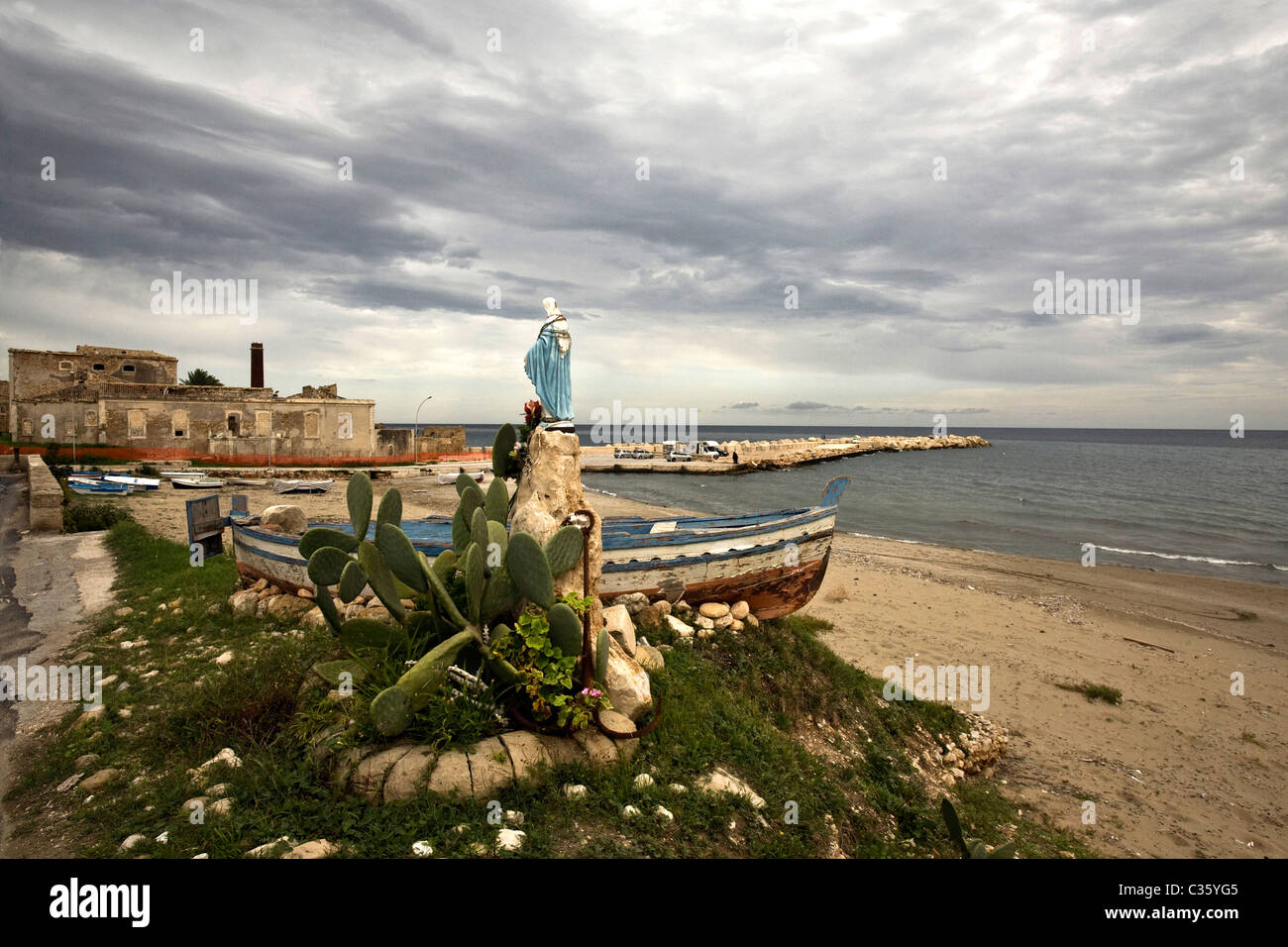 Seaside, Avola Marina, Noto Gulf, Sicily, Italy Stock Photo Alamy