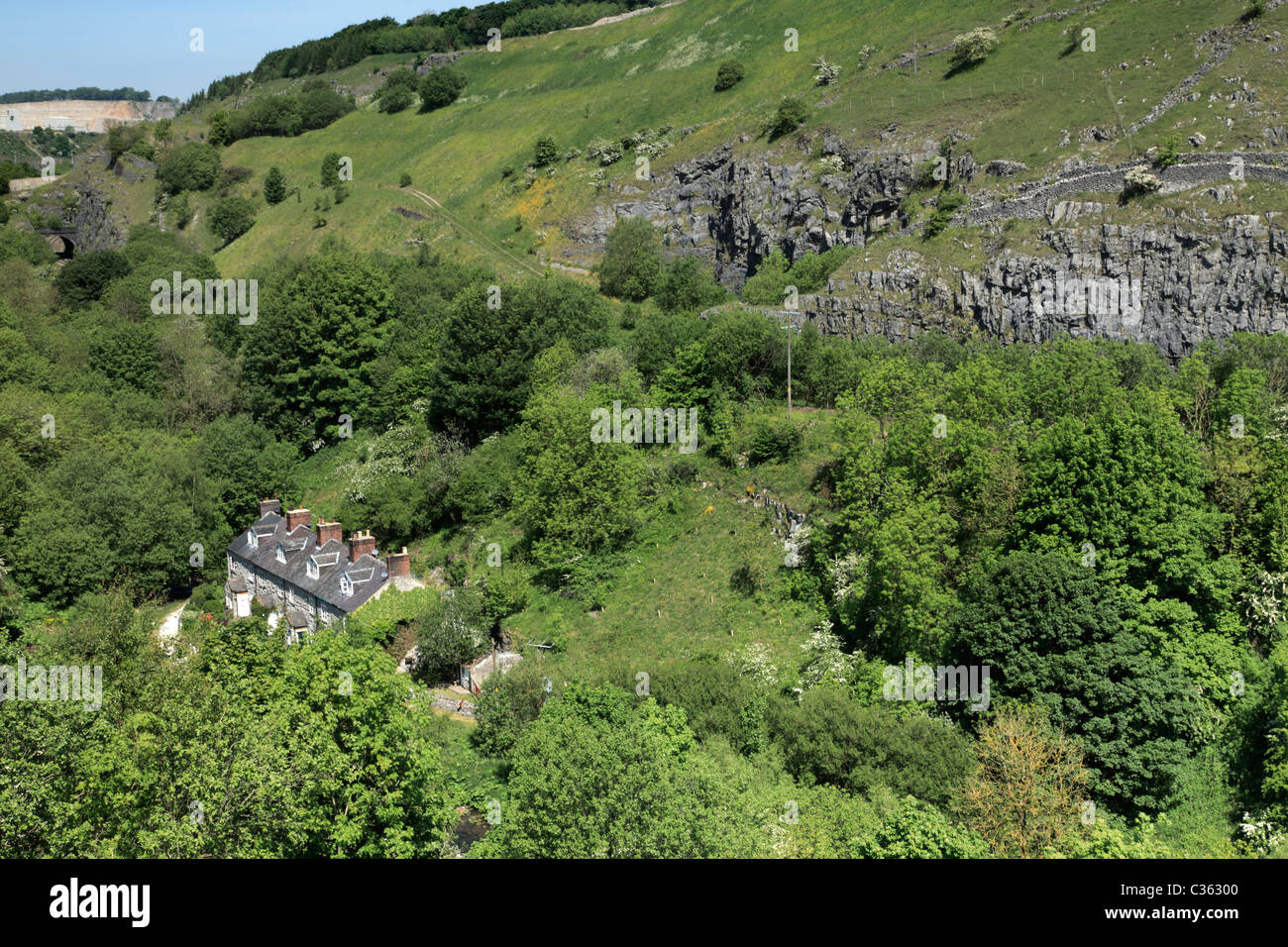 Bakewell cottages on Monsal Trail, Chee dale, White Peak, The Peak District Stock Photo
