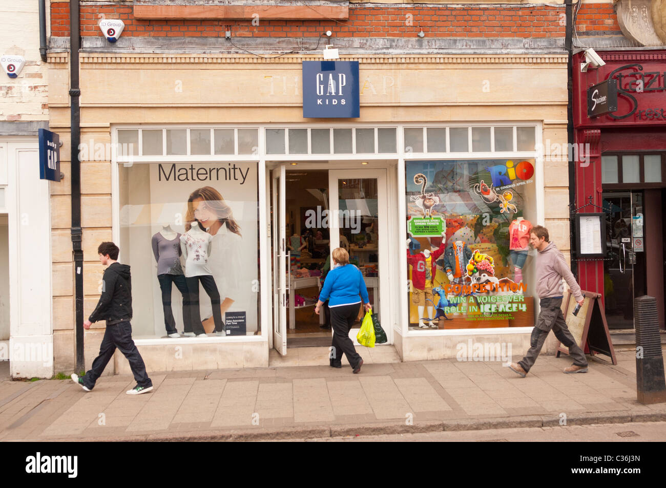 Kids Clothes Shop High Resolution Stock Photography and Images - Alamy