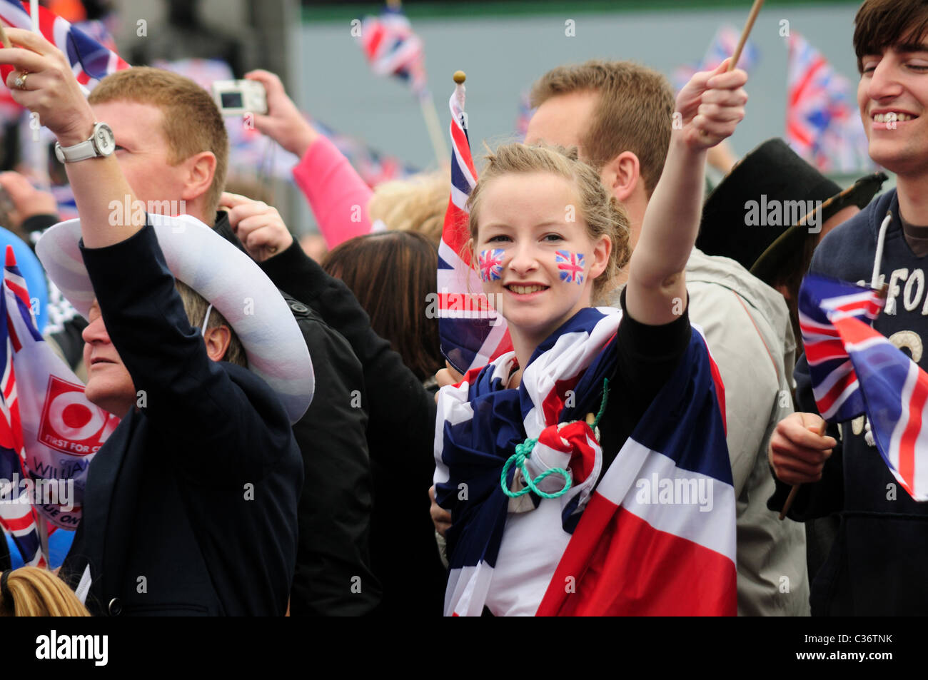Royal fans watch wedding hi-res stock photography and images - Alamy