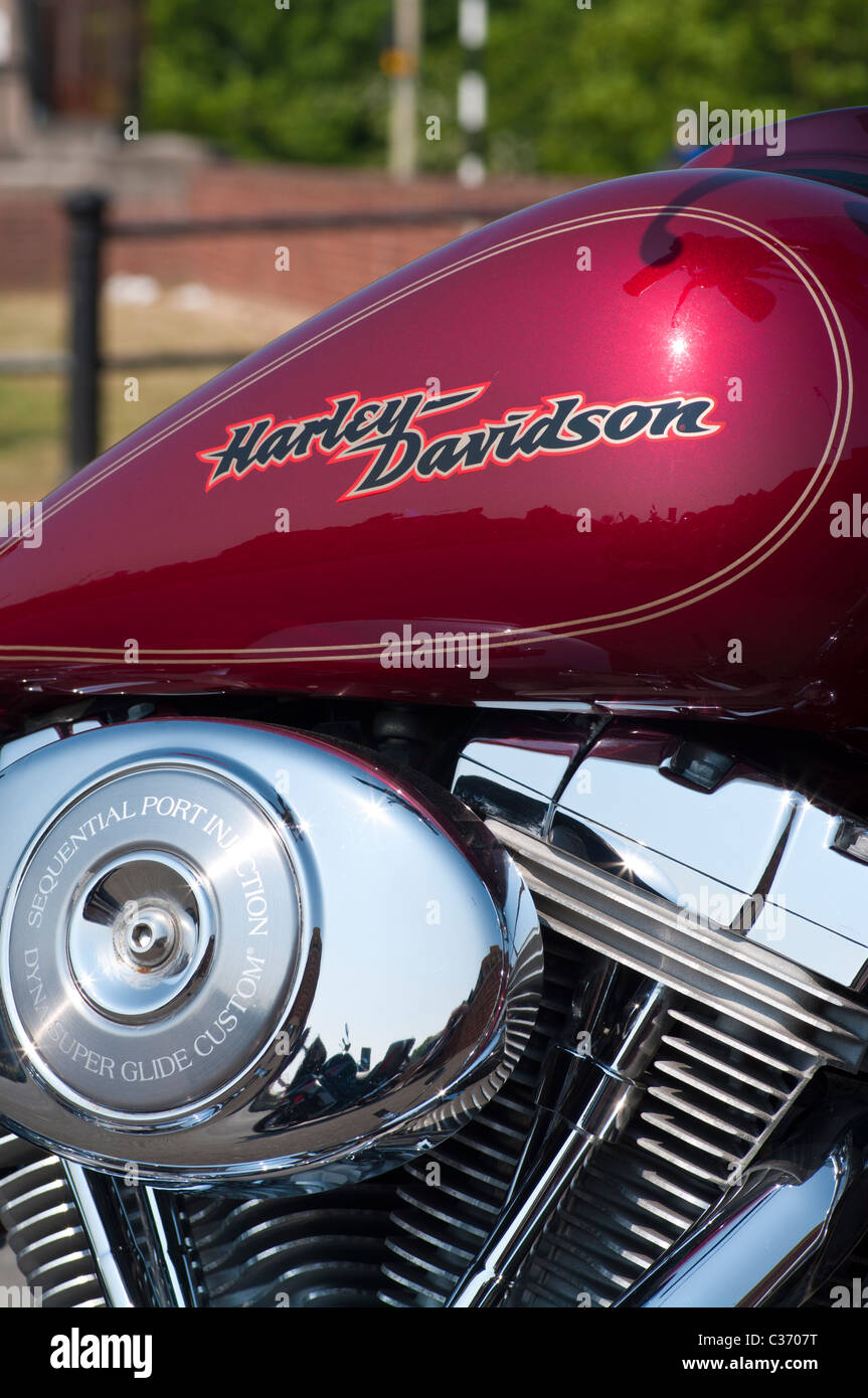Harley davidson fuel tank hires stock photography and images Alamy