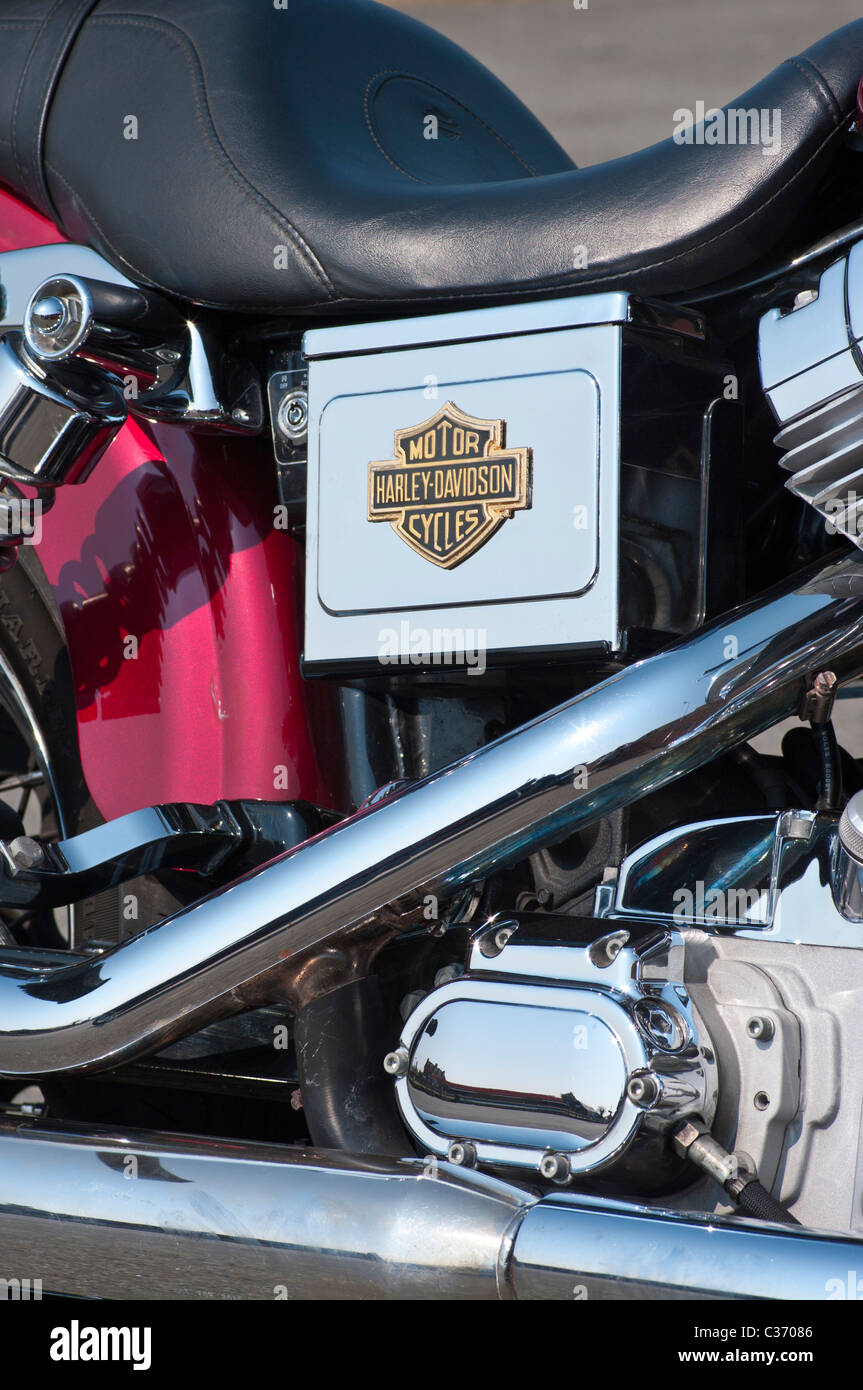 Harley davidson emblem hi-res stock photography and images - Alamy