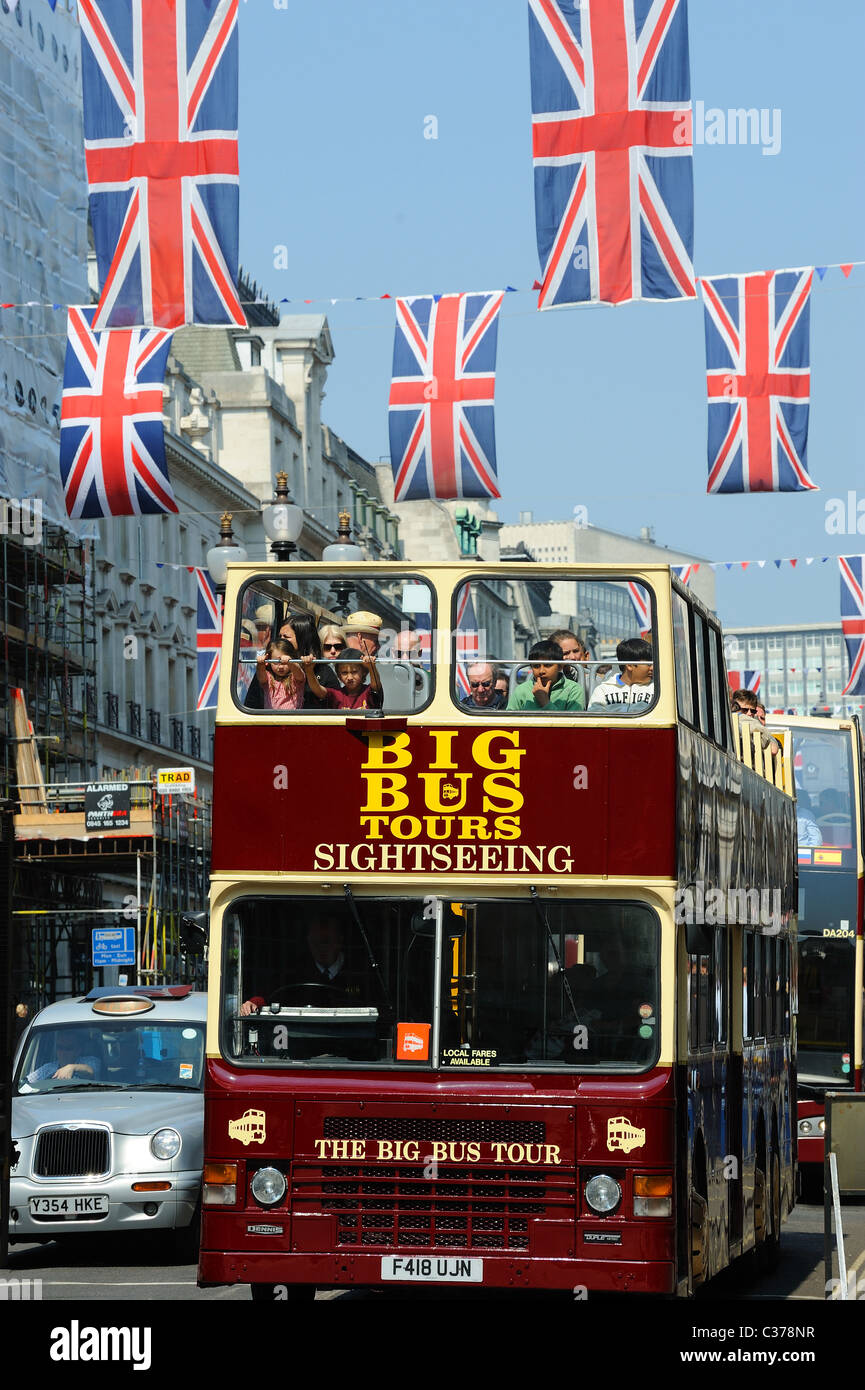 A London sightseeing tour bus Stock Photo