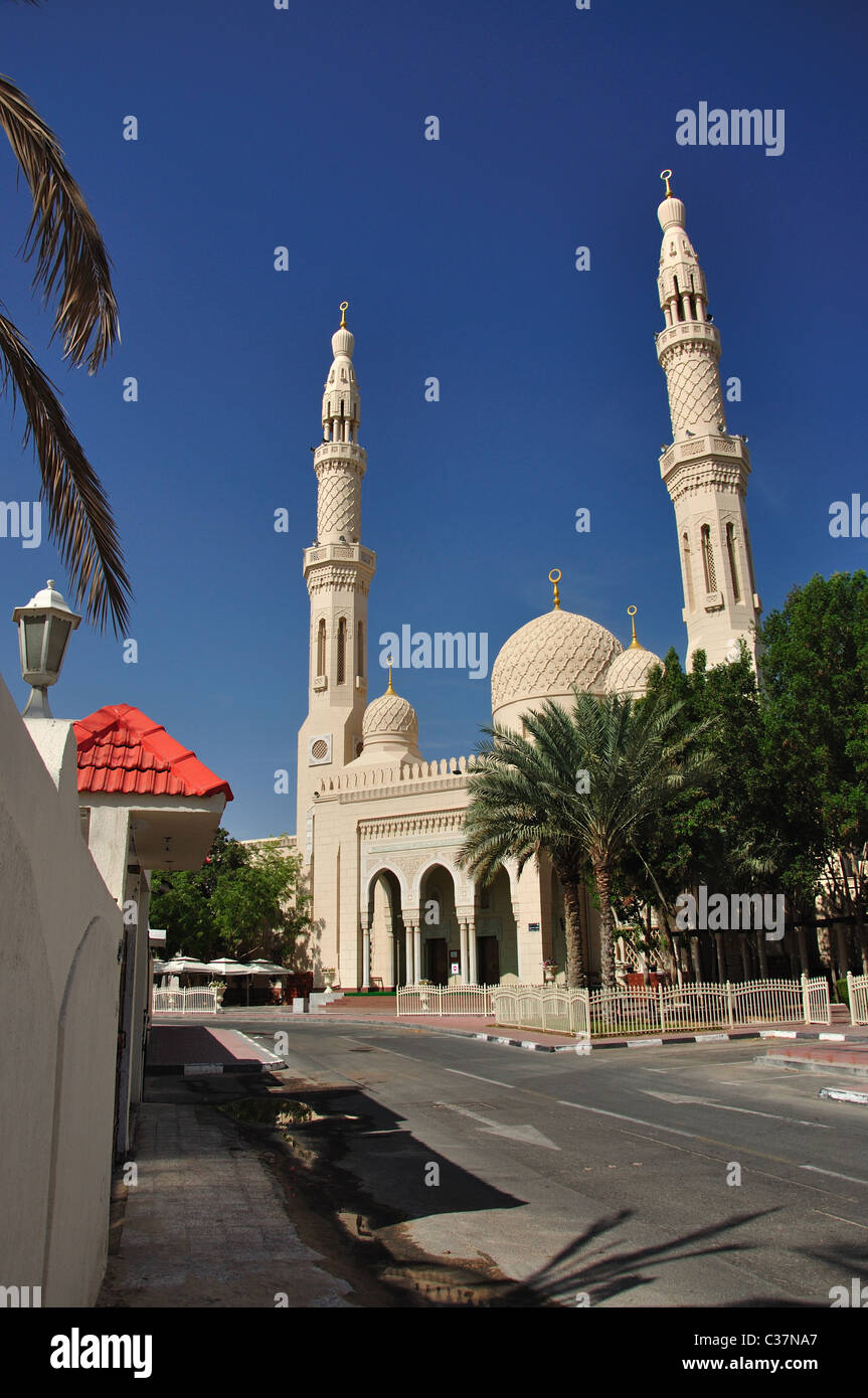 Jumeirah Mosque, Al Jumeira Road, Jumeirah, Dubai, United Arab Emirates Stock Photo
