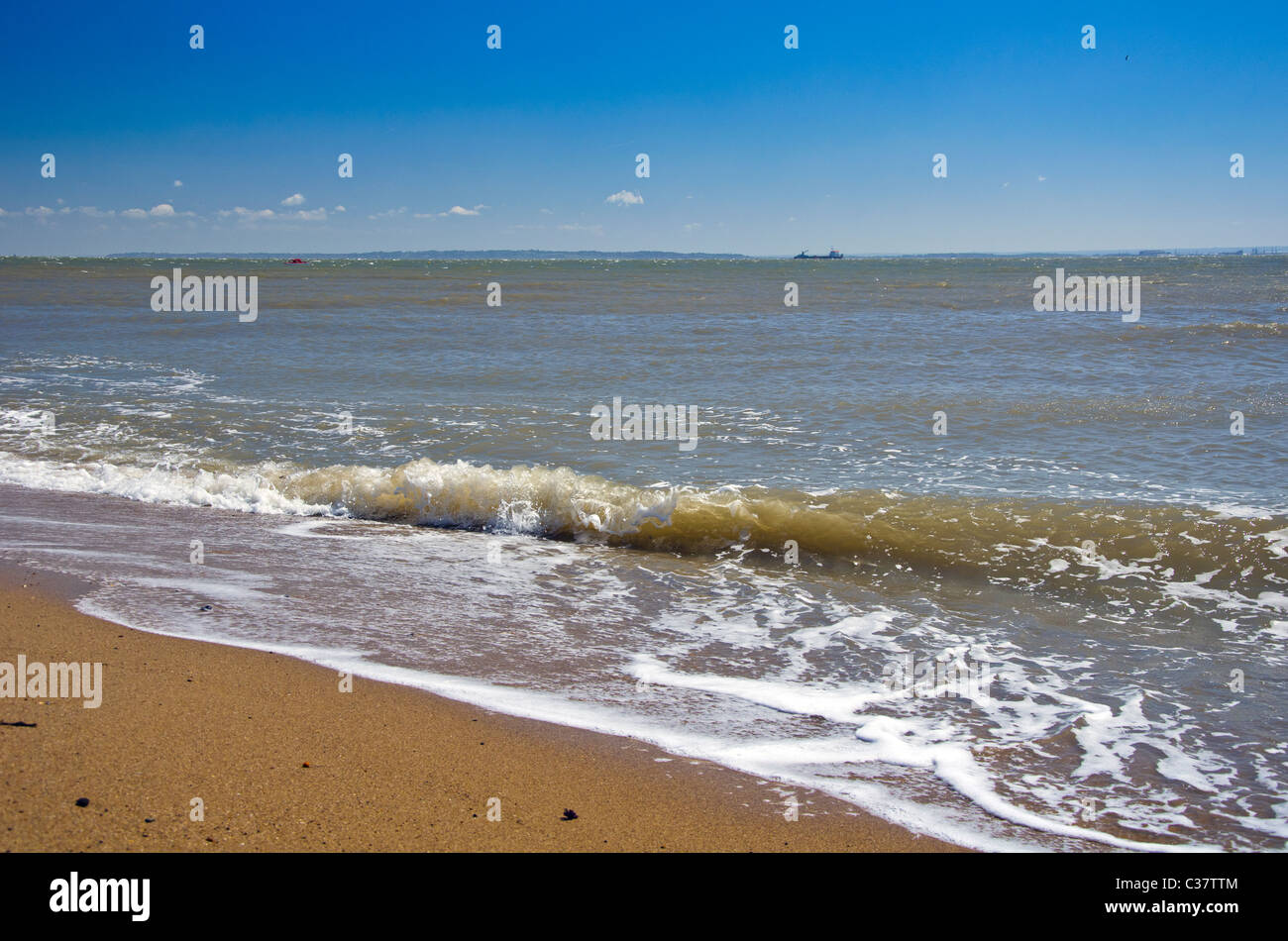 Waves On Beach Southend On Sea Essex High Resolution Stock Photography and  Images - Alamy
