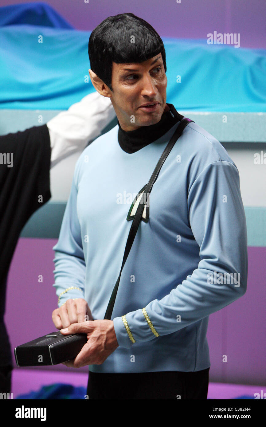 *Set to stun Star Trek threeway will shock fans CAPTAIN KIRK and MR