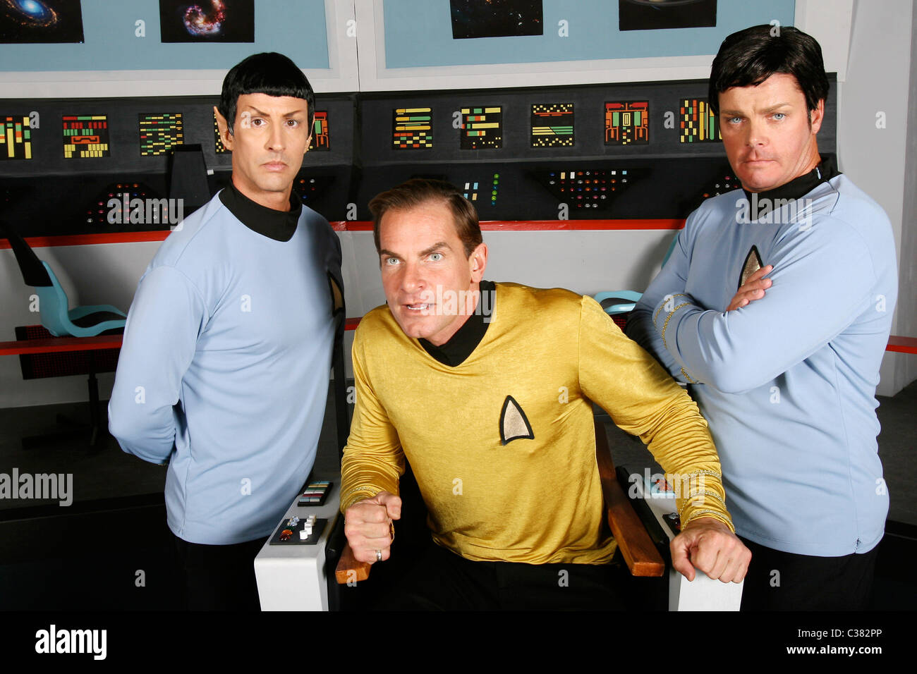 *Set to stun Star Trek threeway will shock fans CAPTAIN KIRK and MR