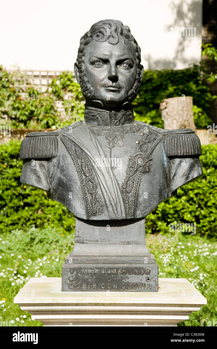 Statue / bust of General Bernardo O'Higgins in Richmond upon Thames, Surrey. UK. Stock Photo