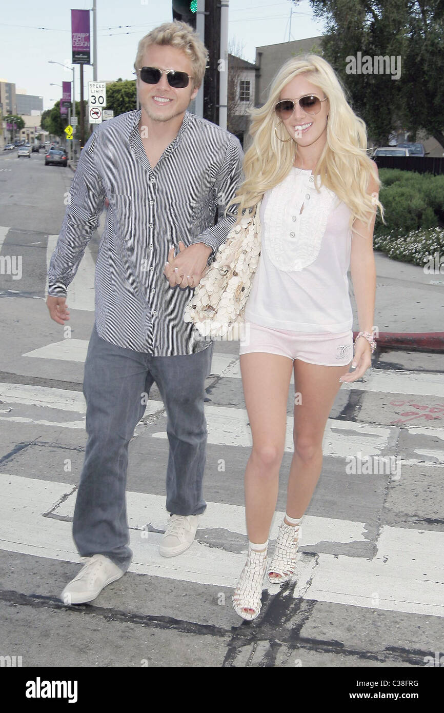 Heidi Montag And Spencer Pratt Change Into New Outfits After