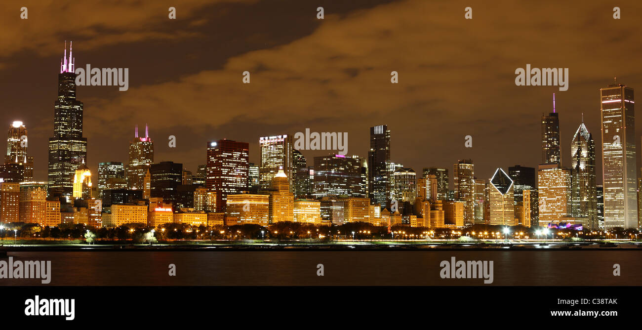 View to Downtown Chicago / USA from Adler Planetarium Stock Photo